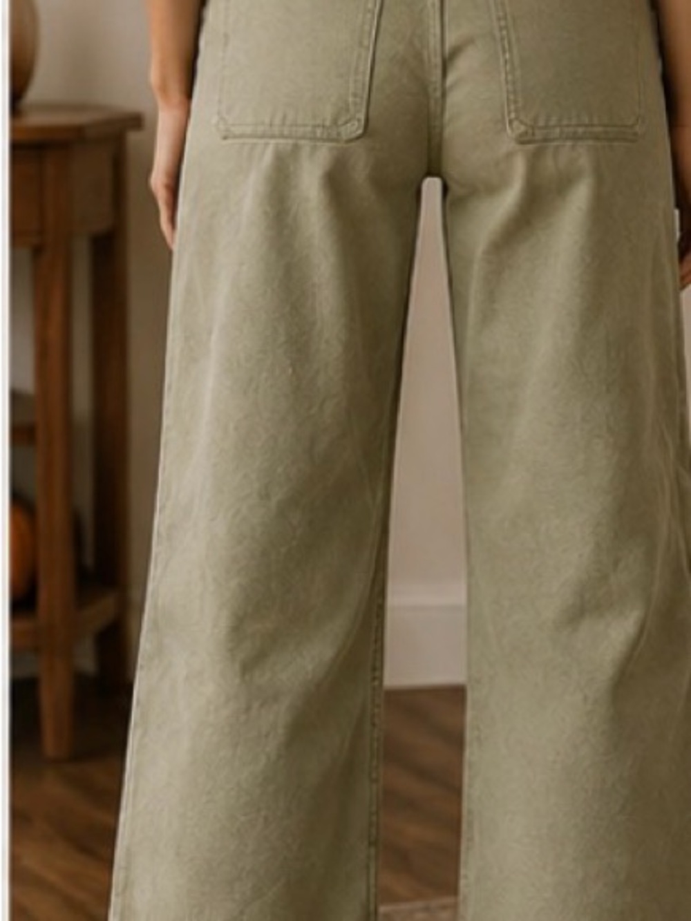 Wilfred Free High Rise Utility Wide Leg Crop Pants – Size 6 – Sage/khaki - Picture 2 of 4